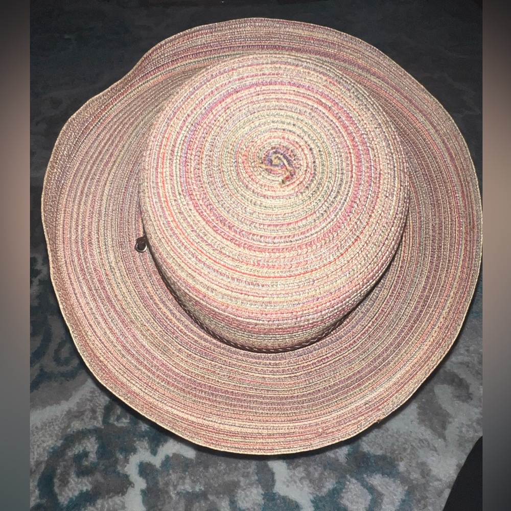 Beach Hat - image 4